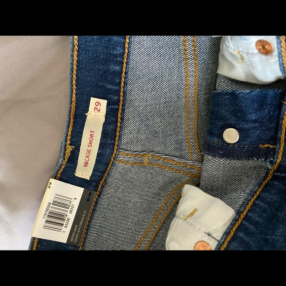 Levi’s ribcage short - Picture 4 of 8